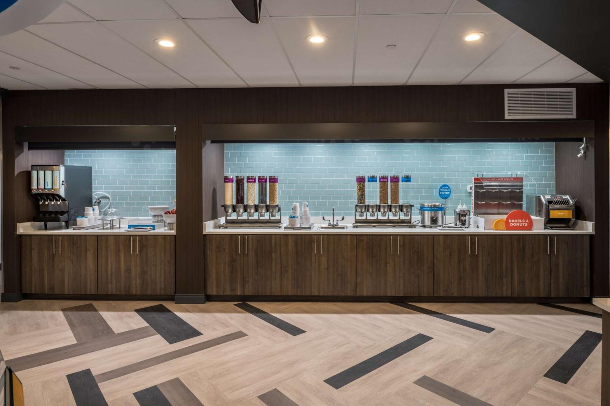 Tru By Hilton Garland Richardson Hotel Bagian luar foto
